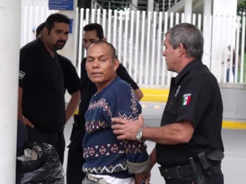 Indocumentado desarma a oficial en cruce Reynosa-Hidalgo